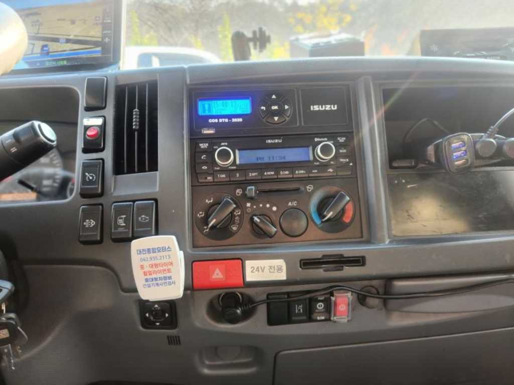 이스즈 엘프 3.5톤 냉동윙 13