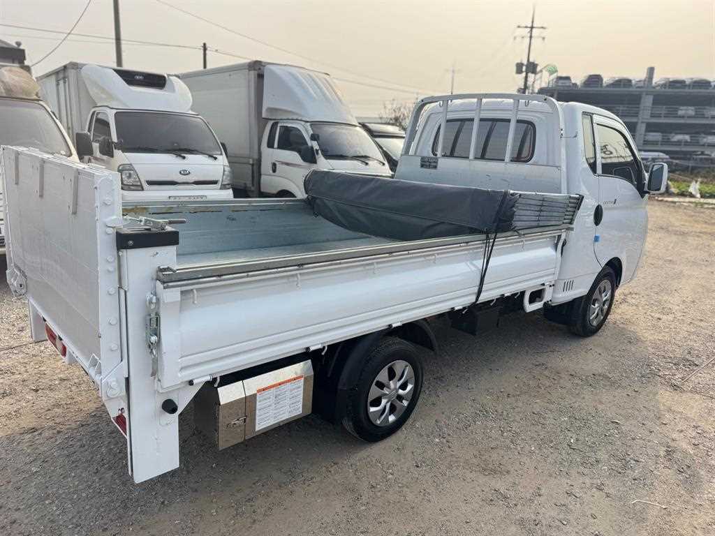 현대 포터2 1톤 카고 슈퍼캡 장축 LPG 2