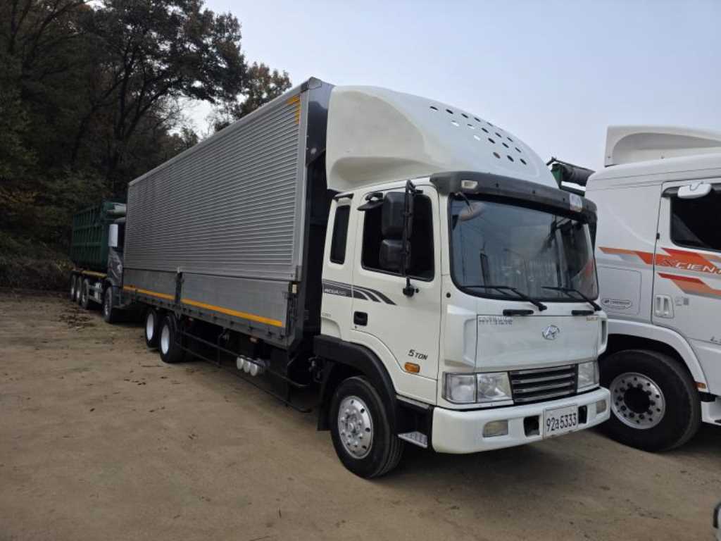 현대 메가트럭 윙바디 5톤 수동