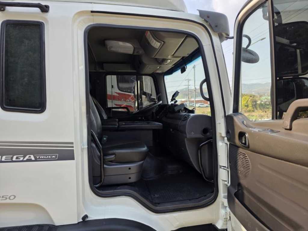 현대 메가트럭 윙바디 5톤 수동 7