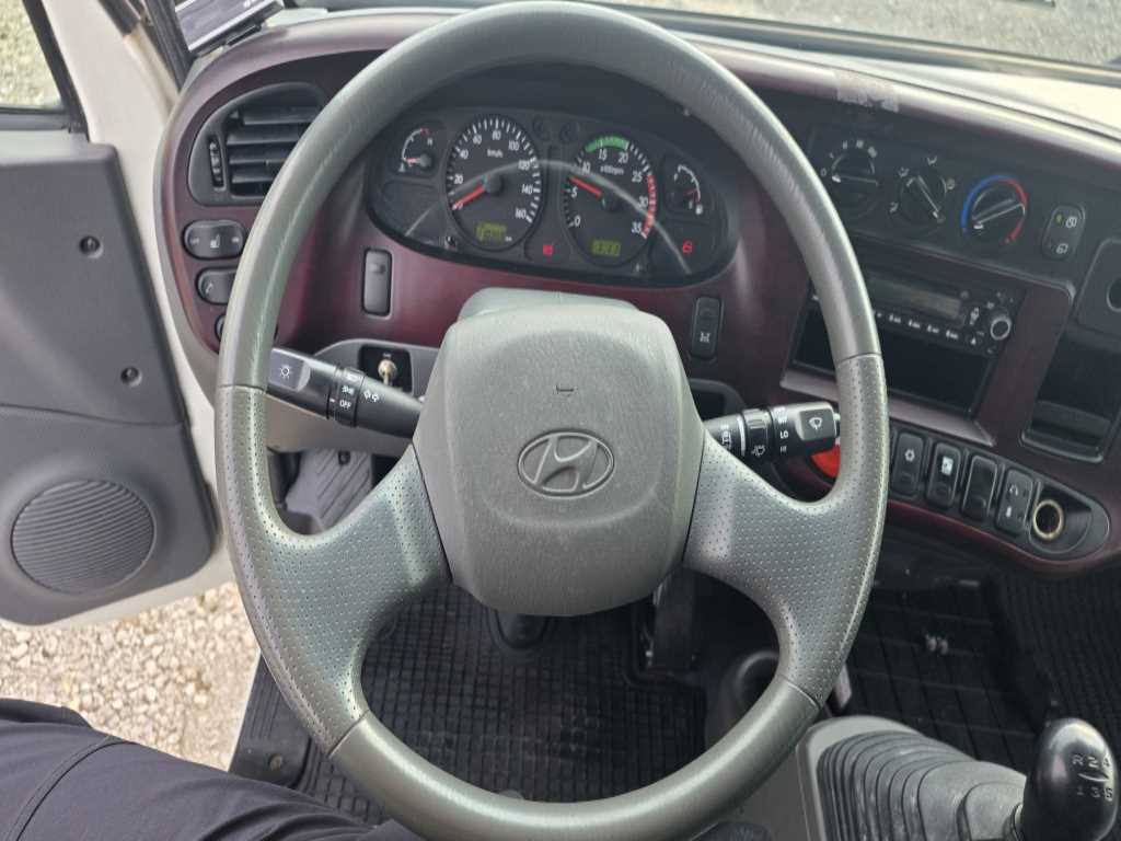 현대 이마이티 윙바디 10