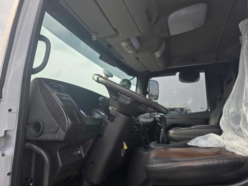 현대 메가트럭 냉동윙 8.5톤 수동 7