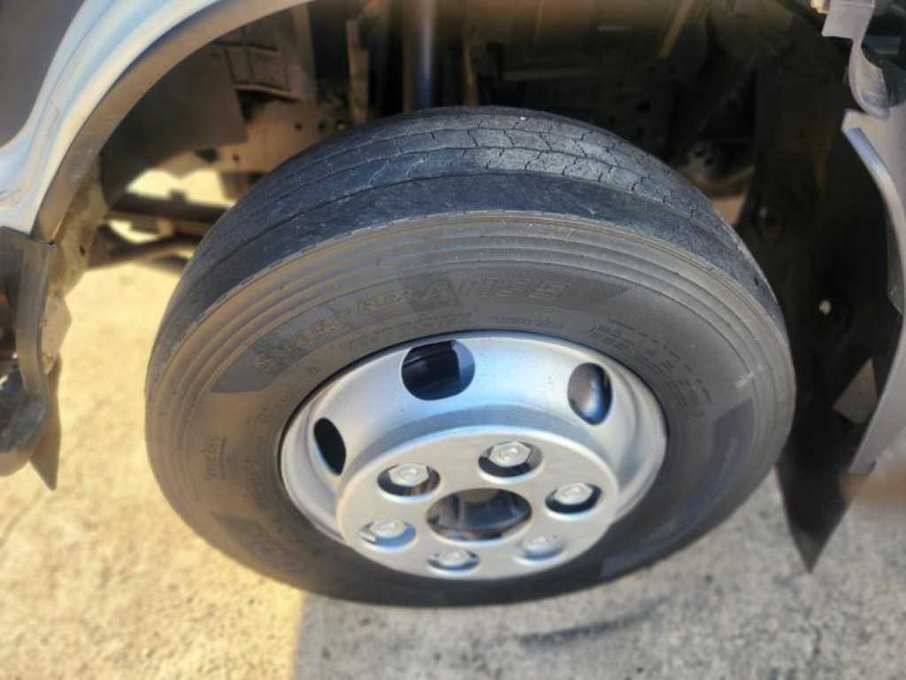 이스즈 엘프 3.5톤 냉동윙 16