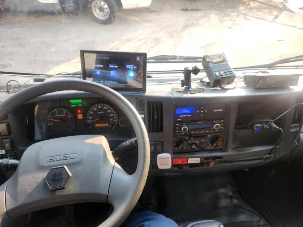 이스즈 엘프 3.5톤 냉동윙 9