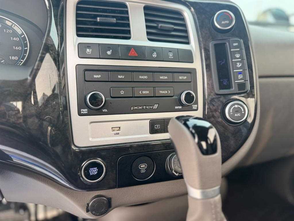 현대 포터2 1톤 카고 슈퍼캡 장축 LPG 12