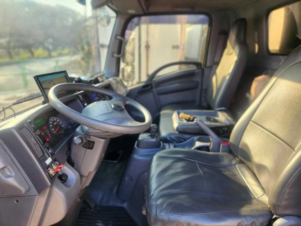 이스즈 엘프 3.5톤 냉동윙 8