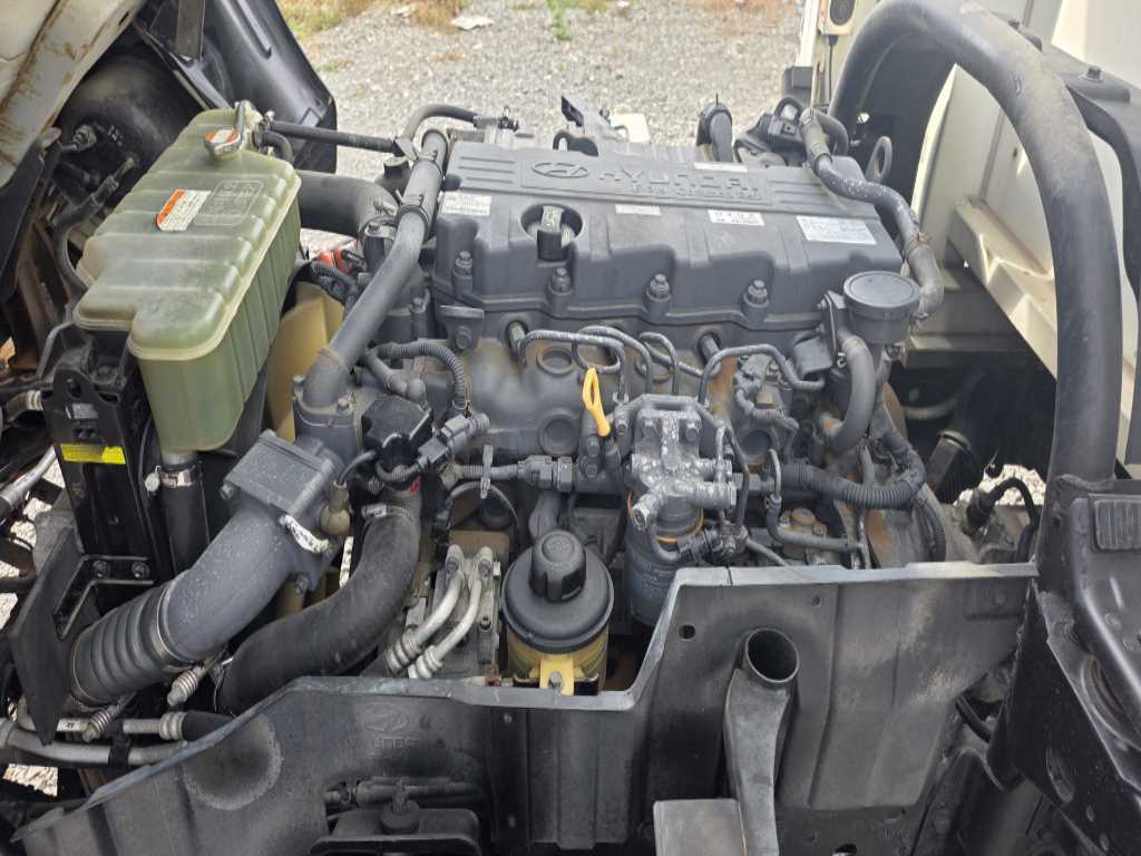 현대 이마이티 윙바디 4