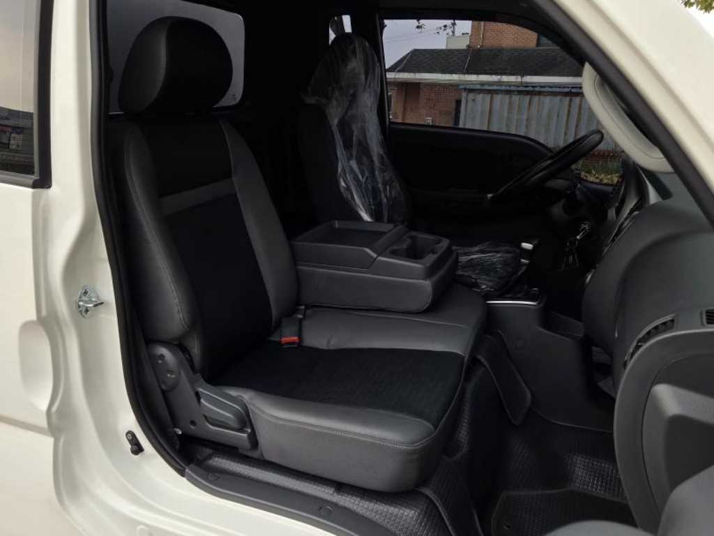 기아 봉고3 1톤 저상탑 LPG 11