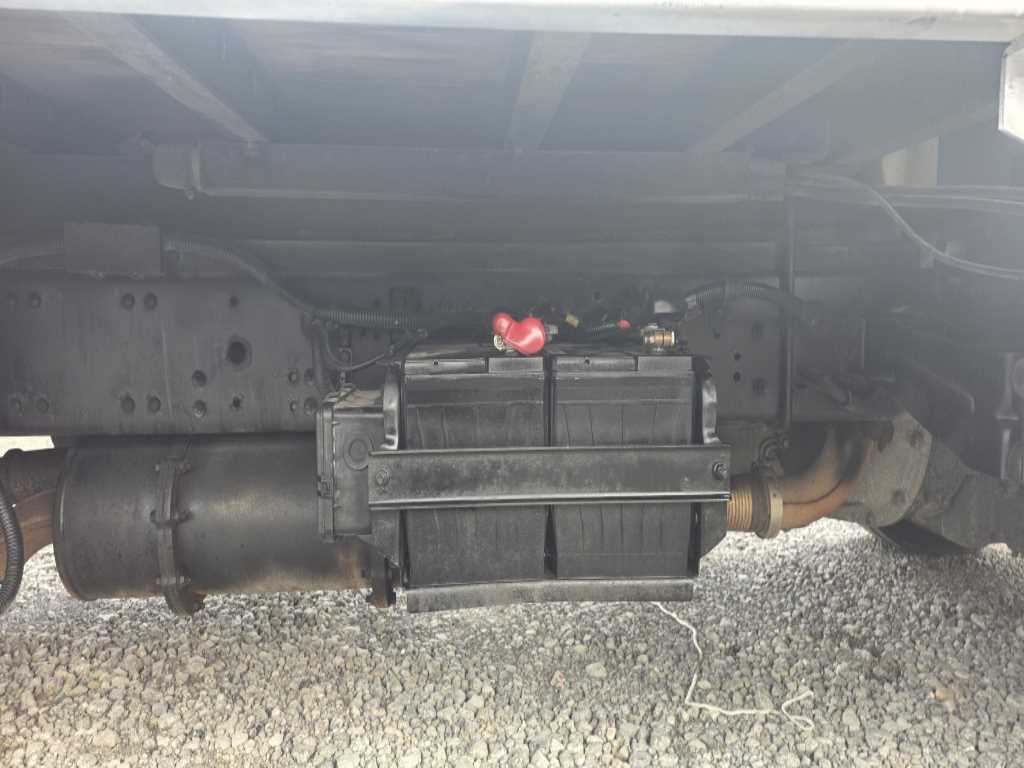 현대 이마이티 윙바디 18