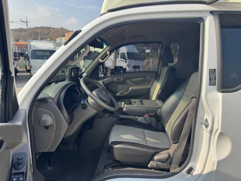 현대 포터2 1톤 냉동탑 9