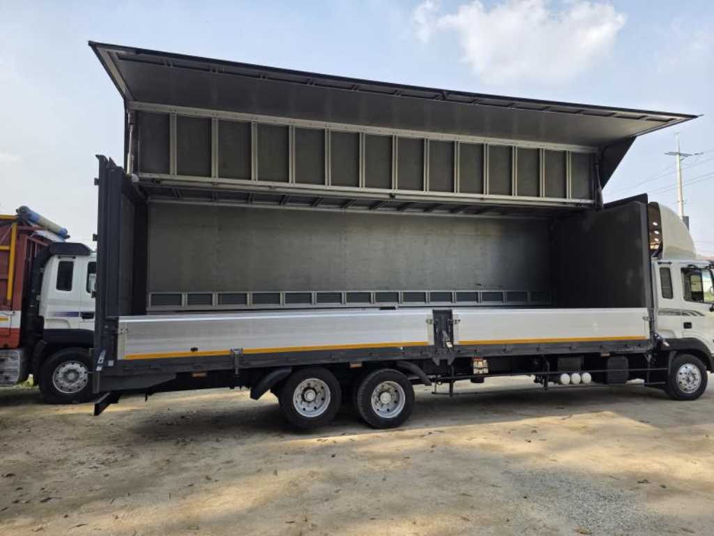 현대 메가트럭 윙바디 5톤 수동 14