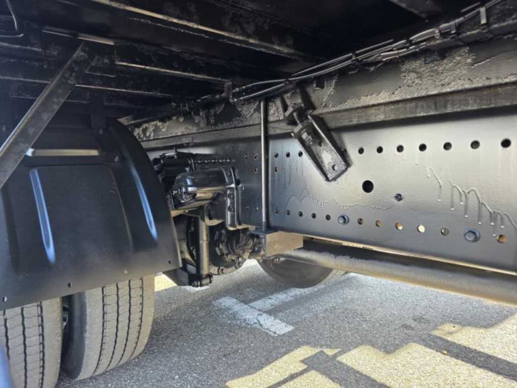 타타대우 프리마 320 윙바디 8.5톤 수동 11