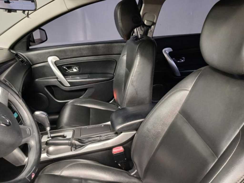 Renault SM5 2.0 LPLI Premium Type 8