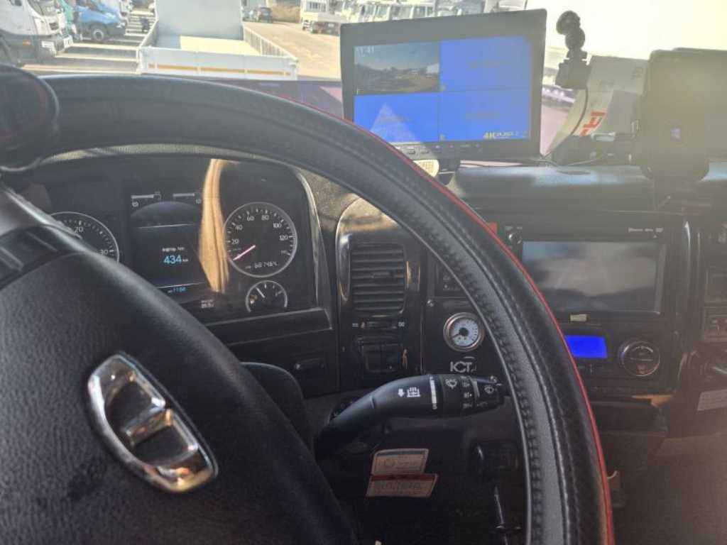 타타대우 프리마 320 윙바디 8.5톤 수동 10