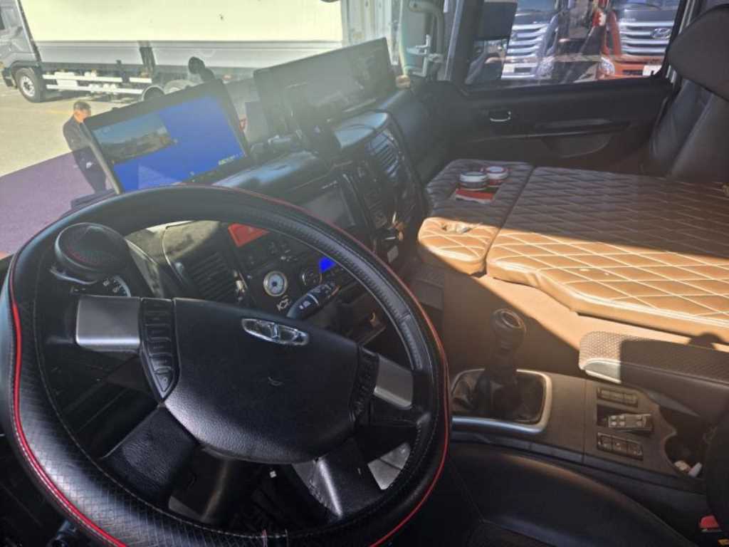 타타대우 프리마 320 윙바디 8.5톤 수동 9