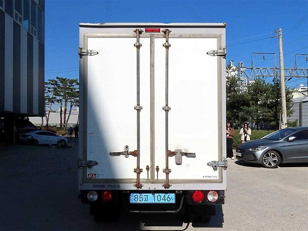 기아 봉고3 1톤 표준탑 전기 3