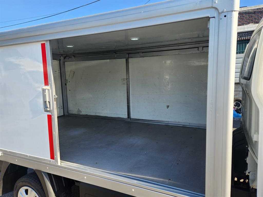 기아 봉고3 1톤 표준탑 전기 10