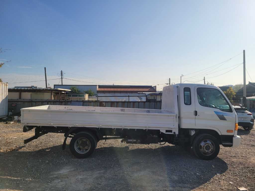 현대 이마이티 2.5톤 카고 슈퍼캡 17