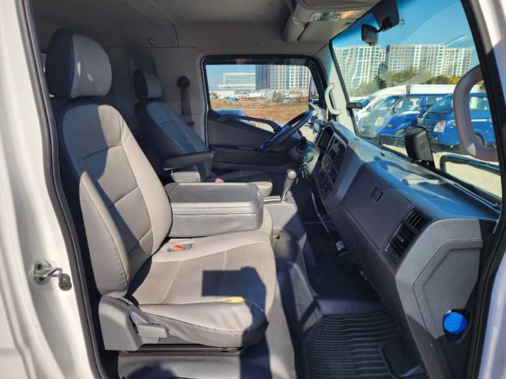 현대 올뉴마이티 2.5톤 냉동탑 8