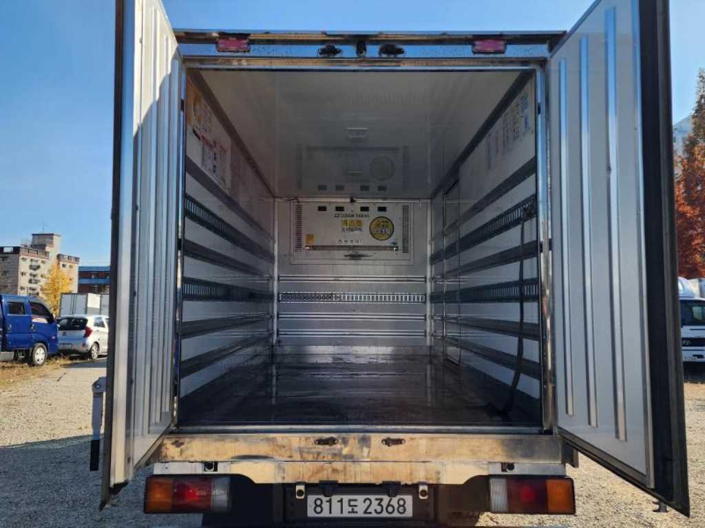 현대 올뉴마이티 2.5톤 냉동탑 9