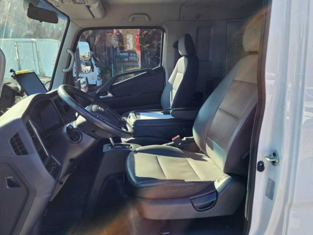 현대 올뉴마이티 2.5톤 냉동탑 7