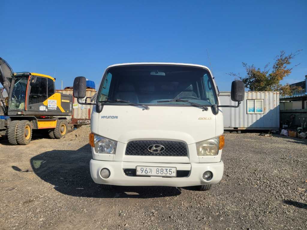 현대 이마이티 2.5톤 카고 슈퍼캡 1