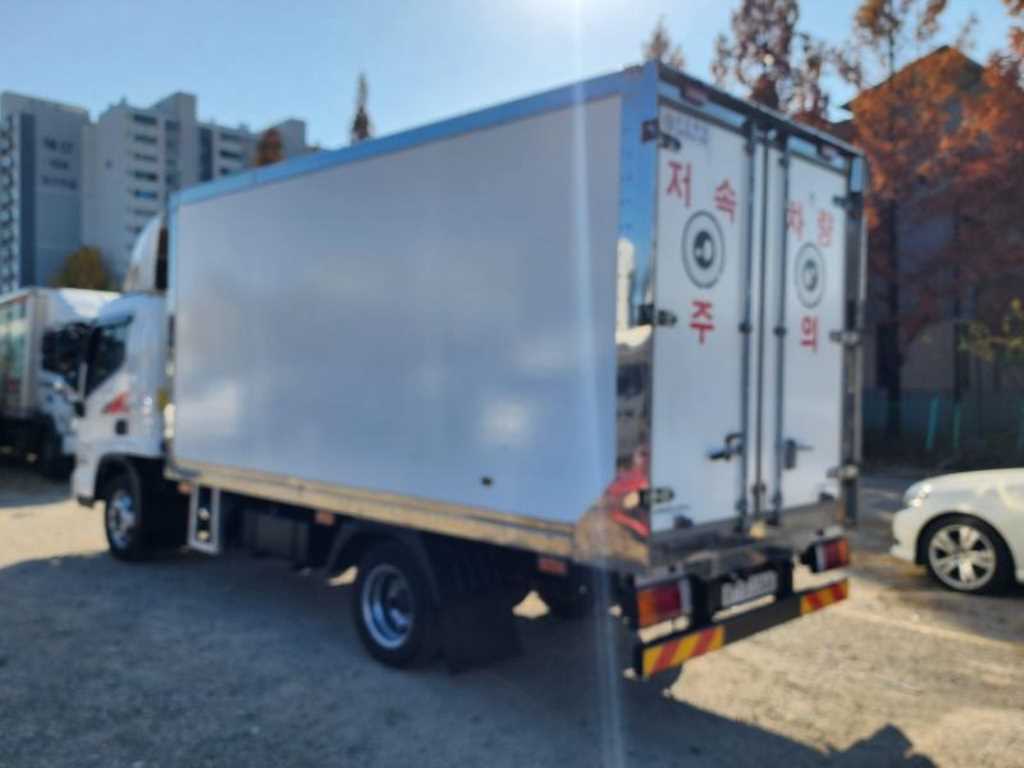 현대 올뉴마이티 2.5톤 냉동탑 6