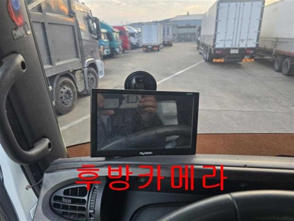 현대 메가트럭 280 단바리 윙바디 4.5톤 수동 9