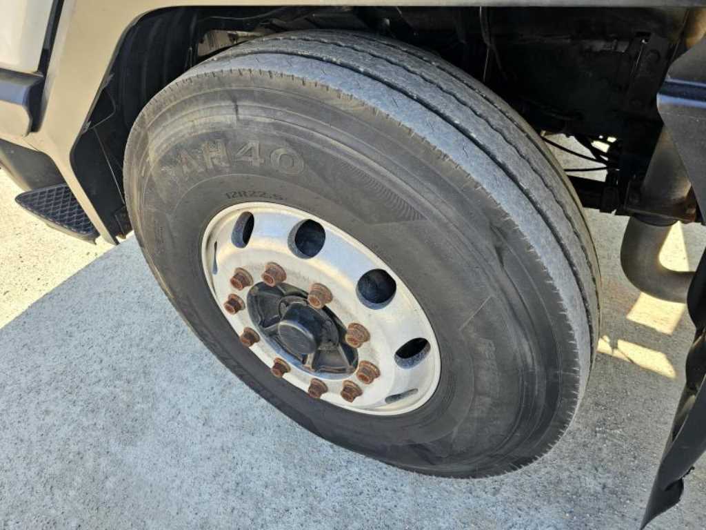 타타대우 노부스 윙바디 7.5톤 수동 9