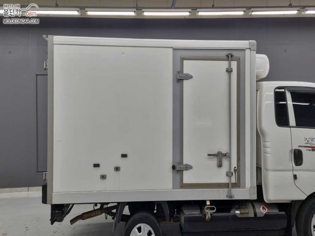 기아 봉고3 1톤 냉동탑 LPG 7