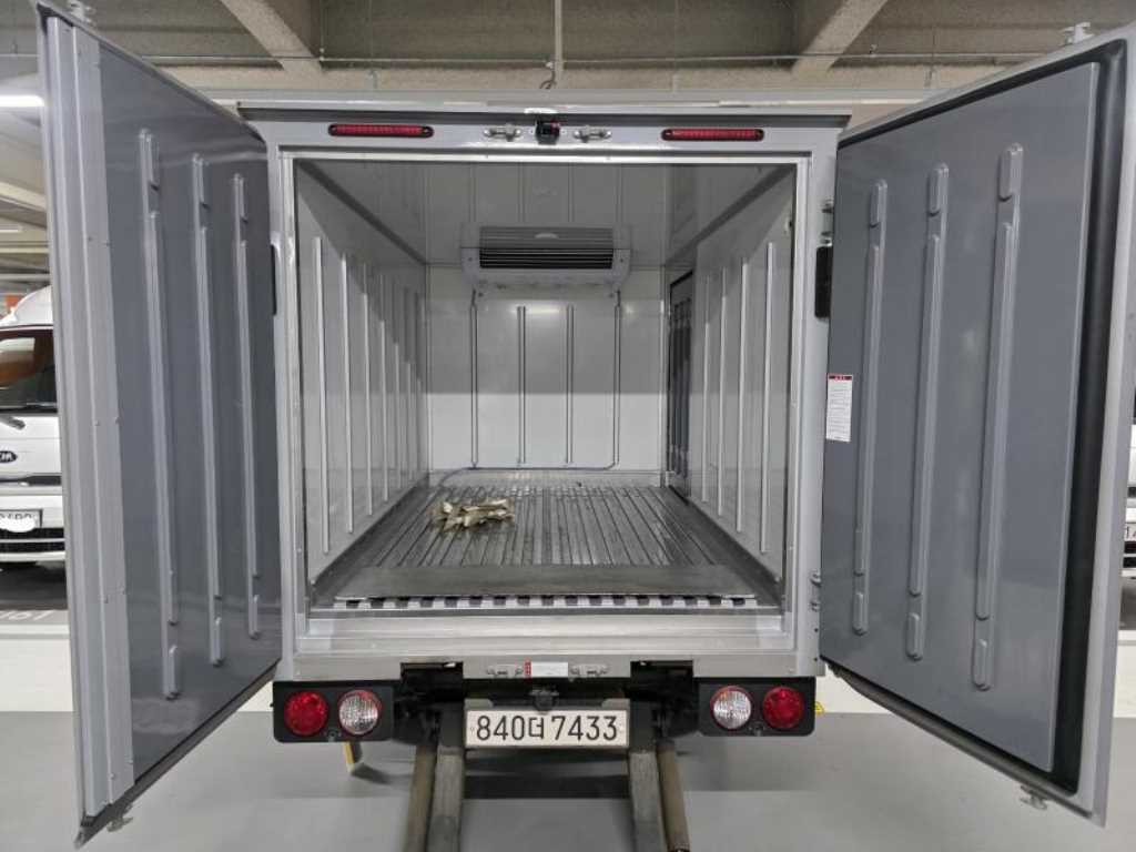 기아 봉고3 1톤 냉동탑 2