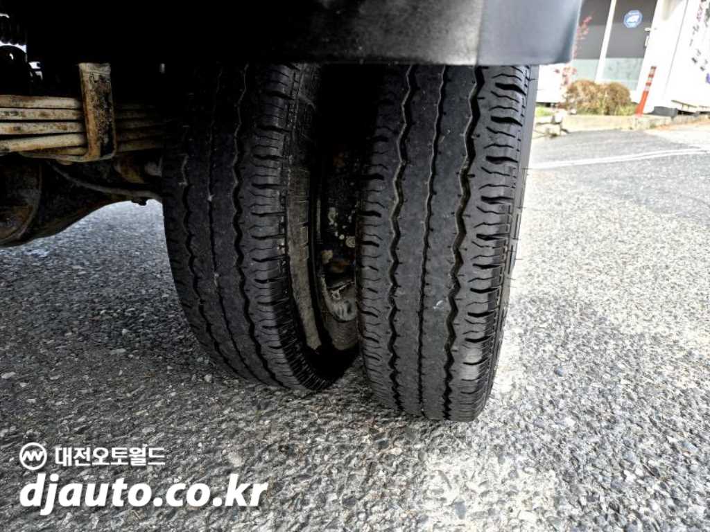 현대 포터2 1톤 포장탑 LPG 9