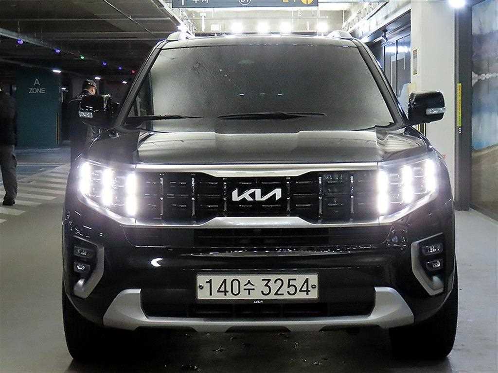 기아 모하비 4WD 마스터즈 6인승 사진 2/20
