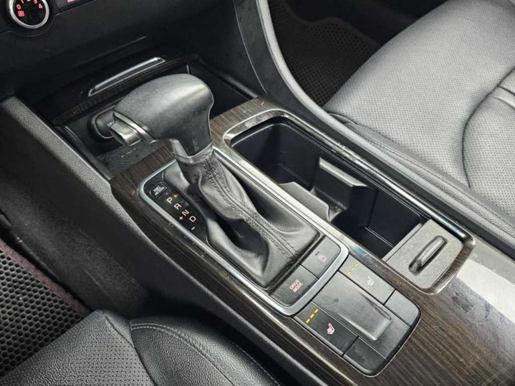 Kia K5 1.7 Diesel Luxury 10