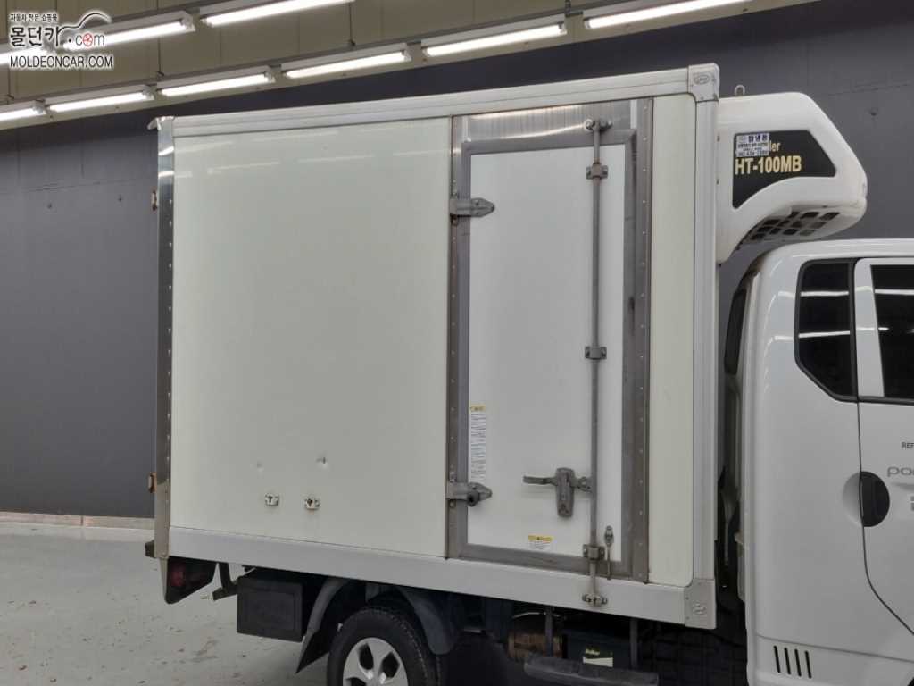 현대 포터2 1톤 냉동탑 7