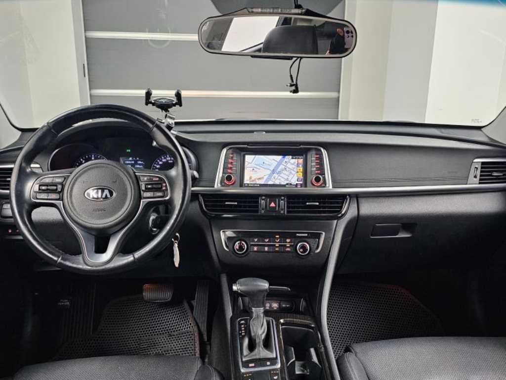 Kia K5 1.7 Diesel Luxury 8