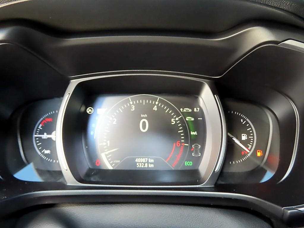 Renault QM6 2.0 LPe LE 2WD 10