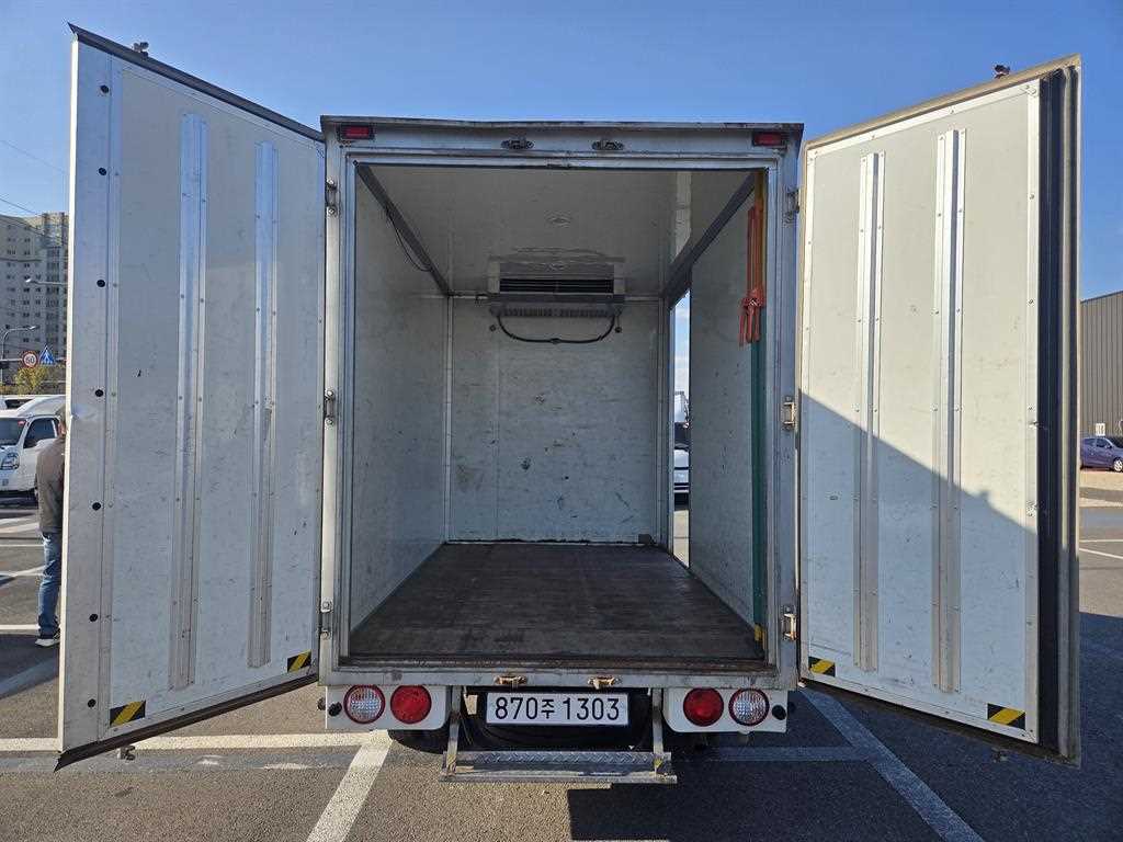 기아 봉고3 1톤 냉동탑 4