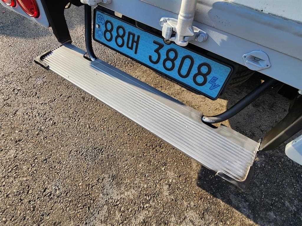 기아 봉고3 1톤 표준탑 전기 10