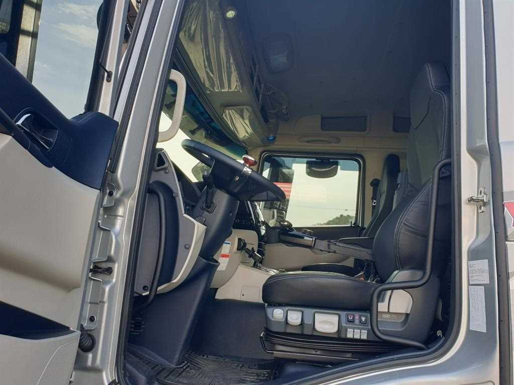 타타대우 맥쎈 윙바디 12톤 오토 리타더 11