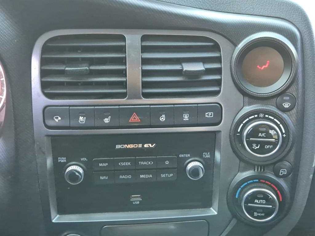 기아 봉고3 1톤 카고 킹캡 장축 전기 12