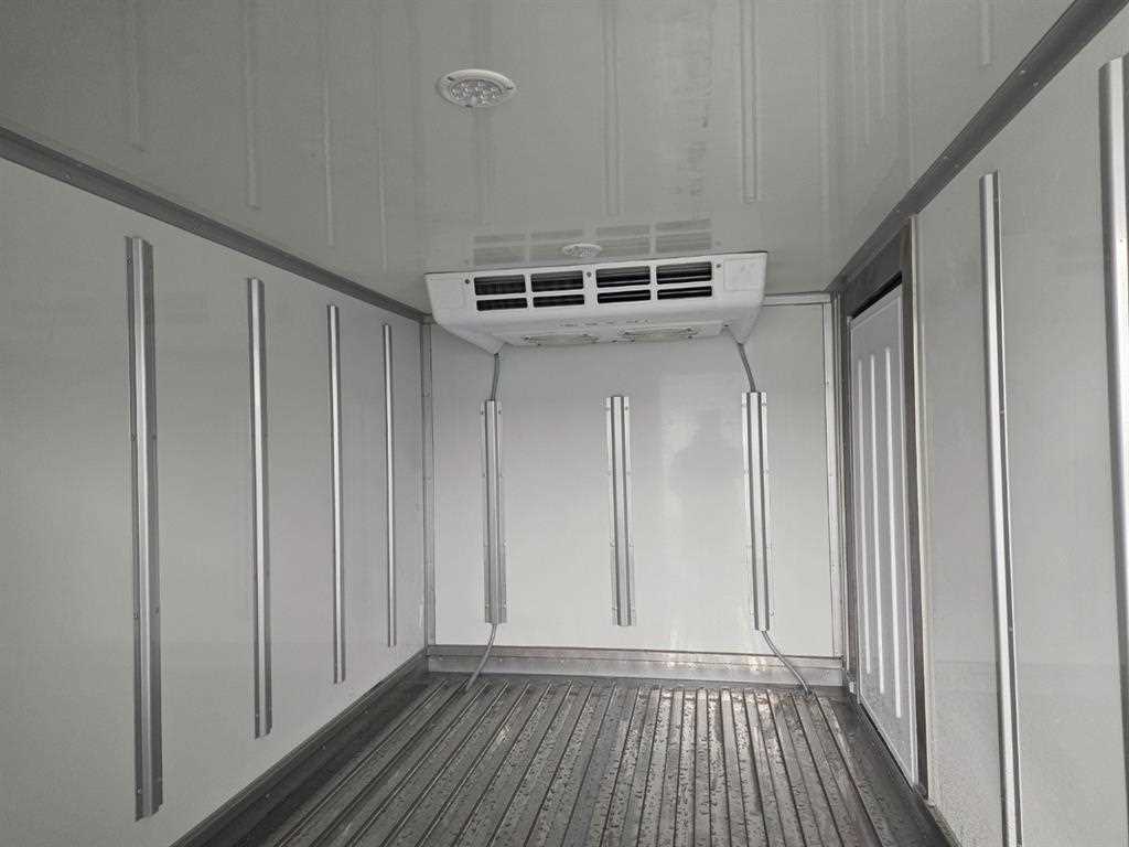 현대 포터2 1톤 냉동탑 LPG 4