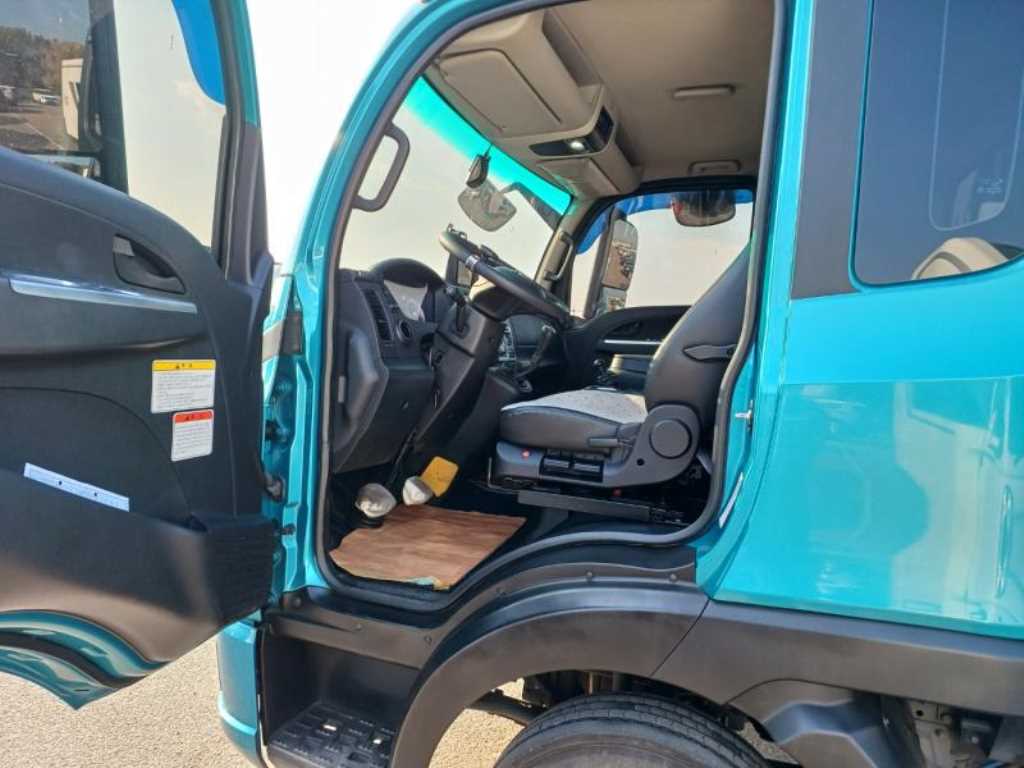 타타대우 더쎈 3.5톤 카고 6