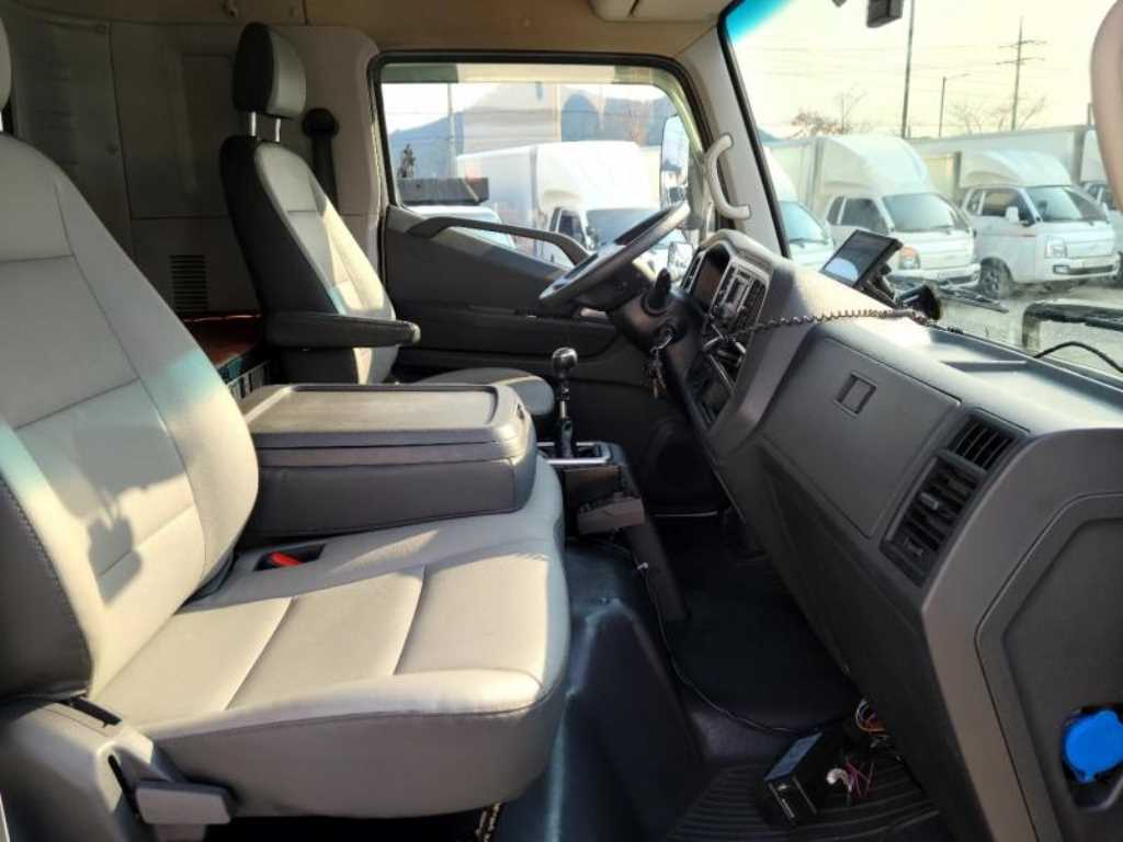 현대 올뉴마이티 3.5톤 냉동탑 9