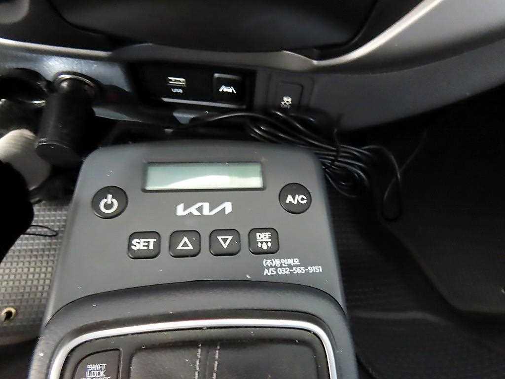 기아 봉고3 1.2톤 냉동탑 킹캡 장축 LPG 11