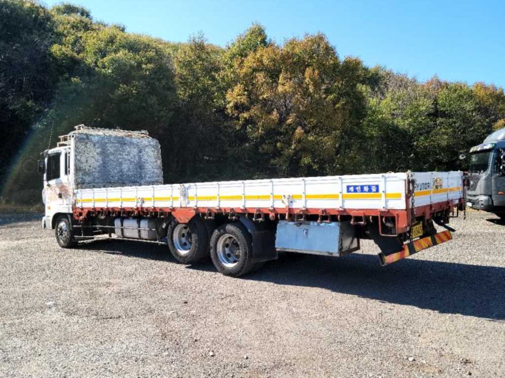 현대 메가트럭 카고 4.5톤 수동 3