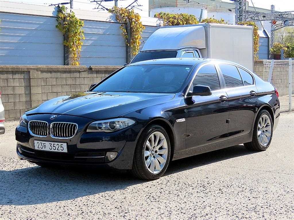 BMW 5시리즈 528i xDrive 사진 2/20