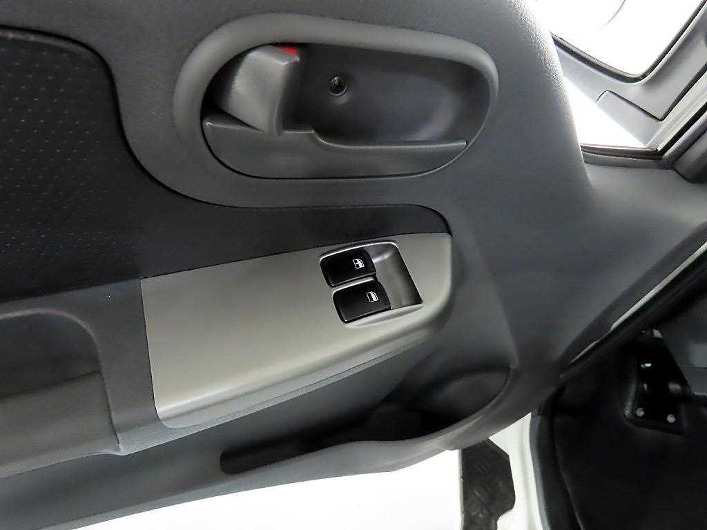 기아 봉고3 1.2톤 냉동탑 킹캡 장축 LPG 9