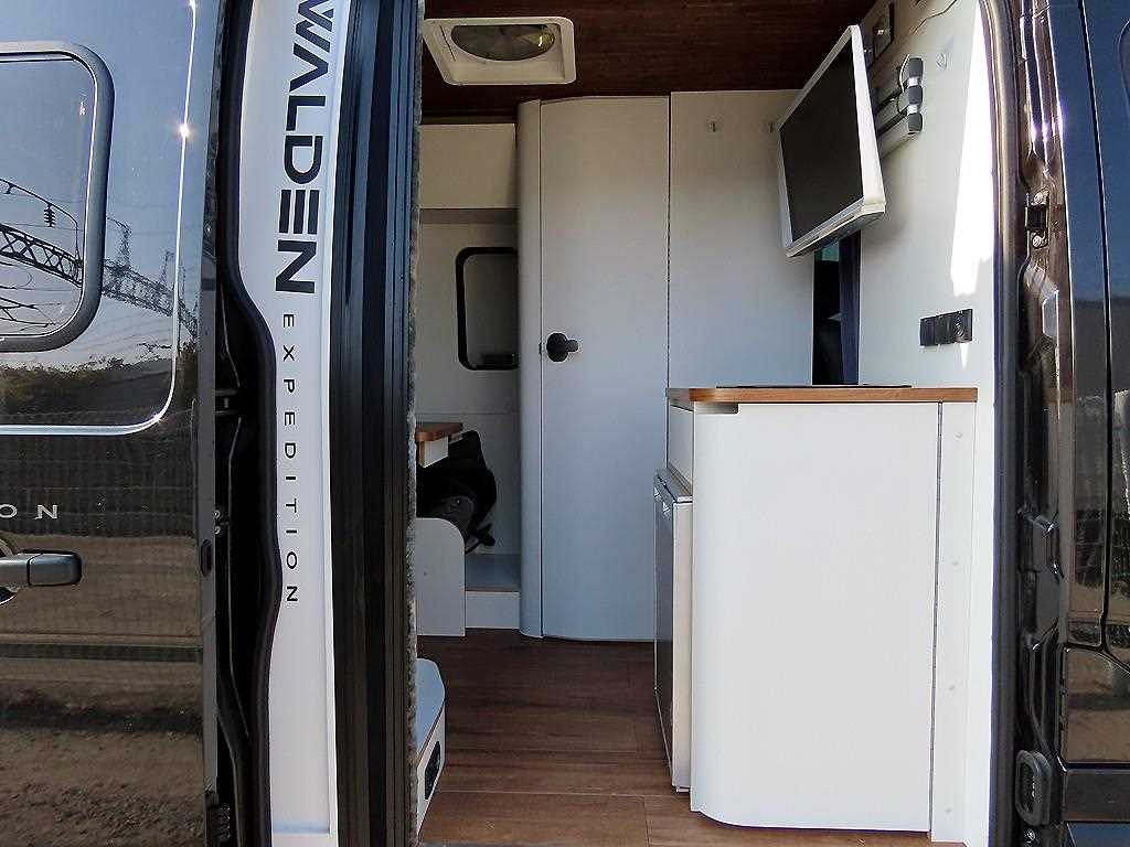 Renault Master Camping Car 7