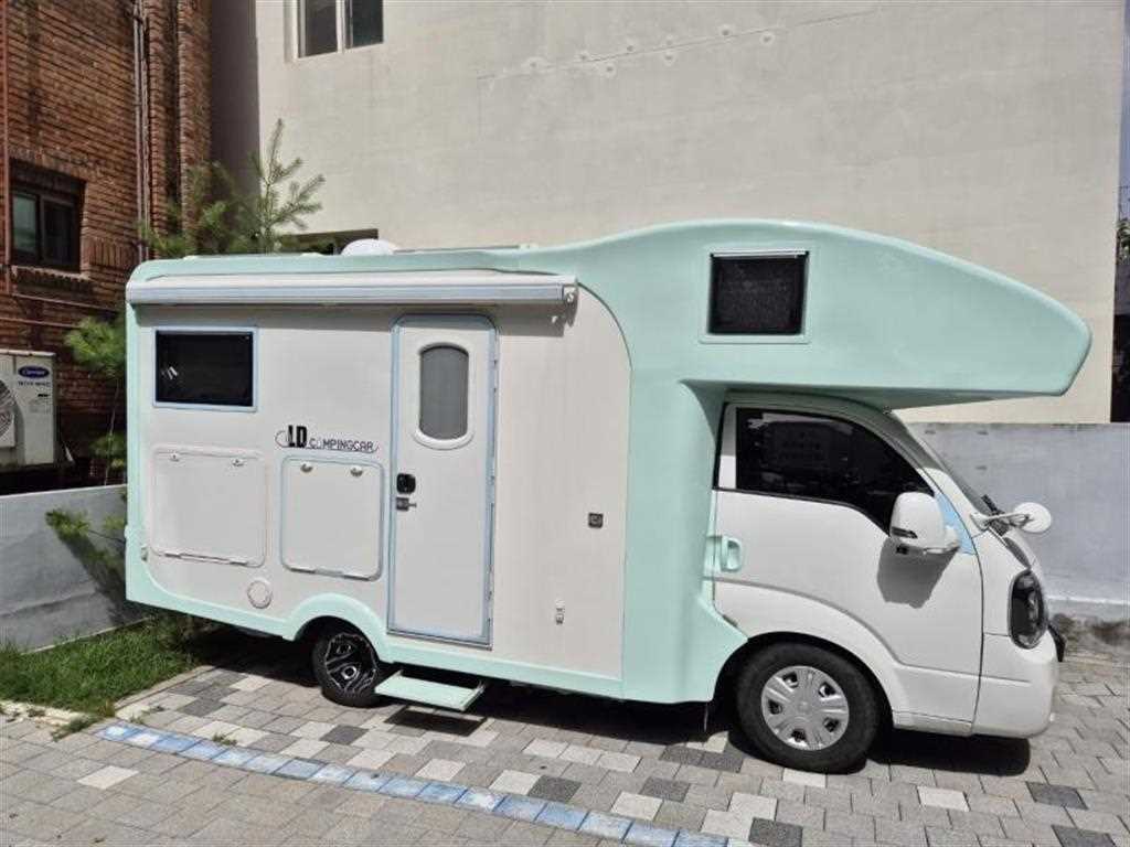 기아 봉고3 캠핑트럭 0